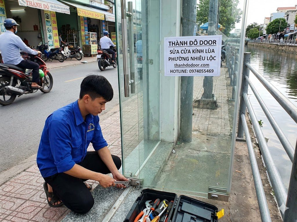 sửa cửa kính phường nhiêu lộc