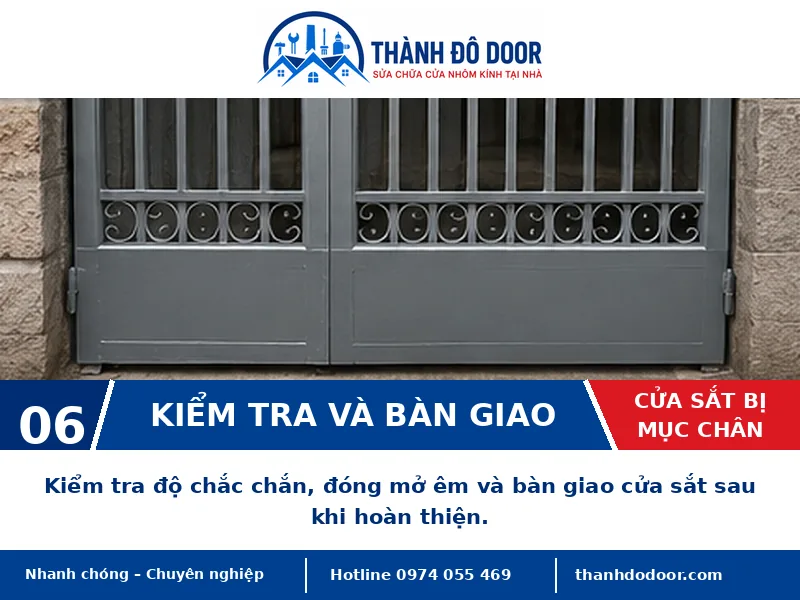 06 cua sat bi muc chan